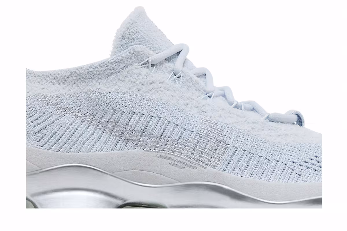 Nike Women's Air Max Scorpion Flyknit Pure Platinum, view 3