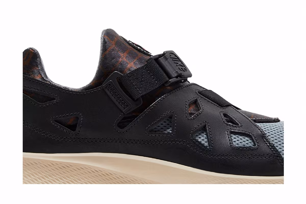 Patta x Nike Air Huarache 20Y24 Black Cool Grey, view 3