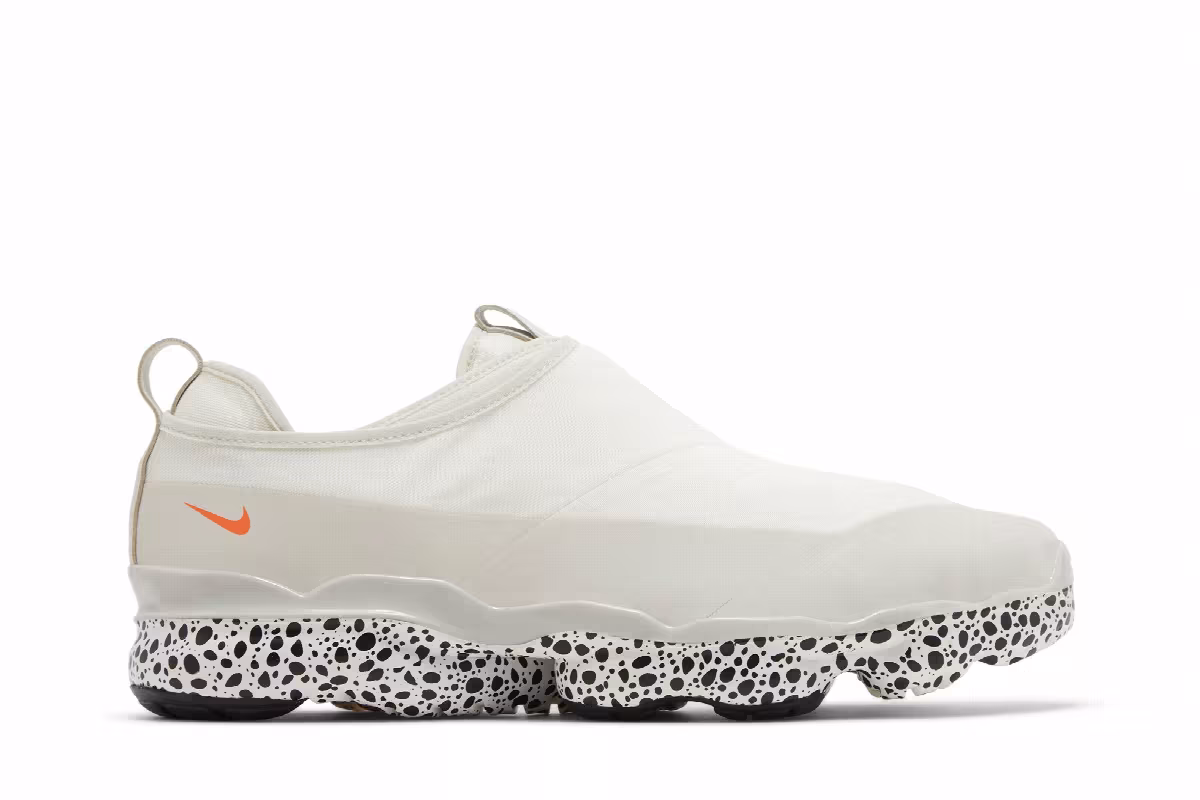 Nike Air VaporMax Moc Roam Electric Pack, view 2