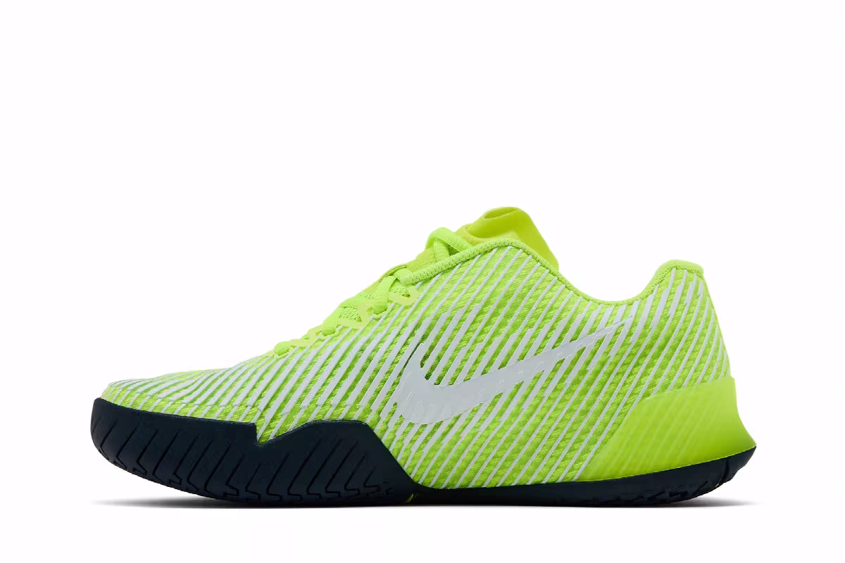 NikeCourt Air Zoom Vapor 11 HC Volt, view 4