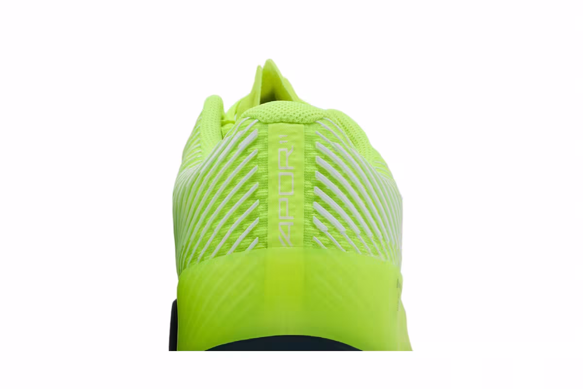 NikeCourt Air Zoom Vapor 11 HC Volt, view 8