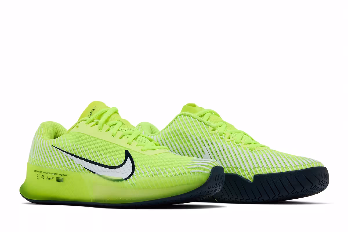 NikeCourt Air Zoom Vapor 11 HC Volt, view 9