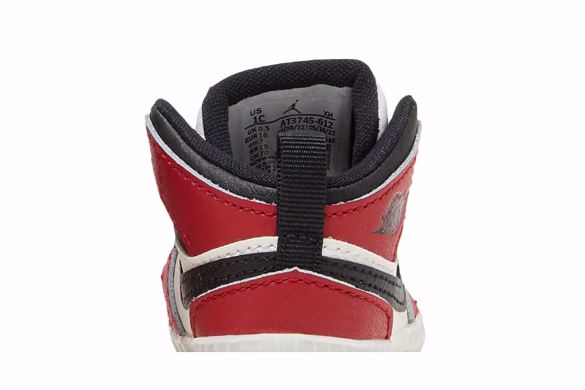 Air Jordan 1 Crib Bootie Chicago Lost & Found, view 8