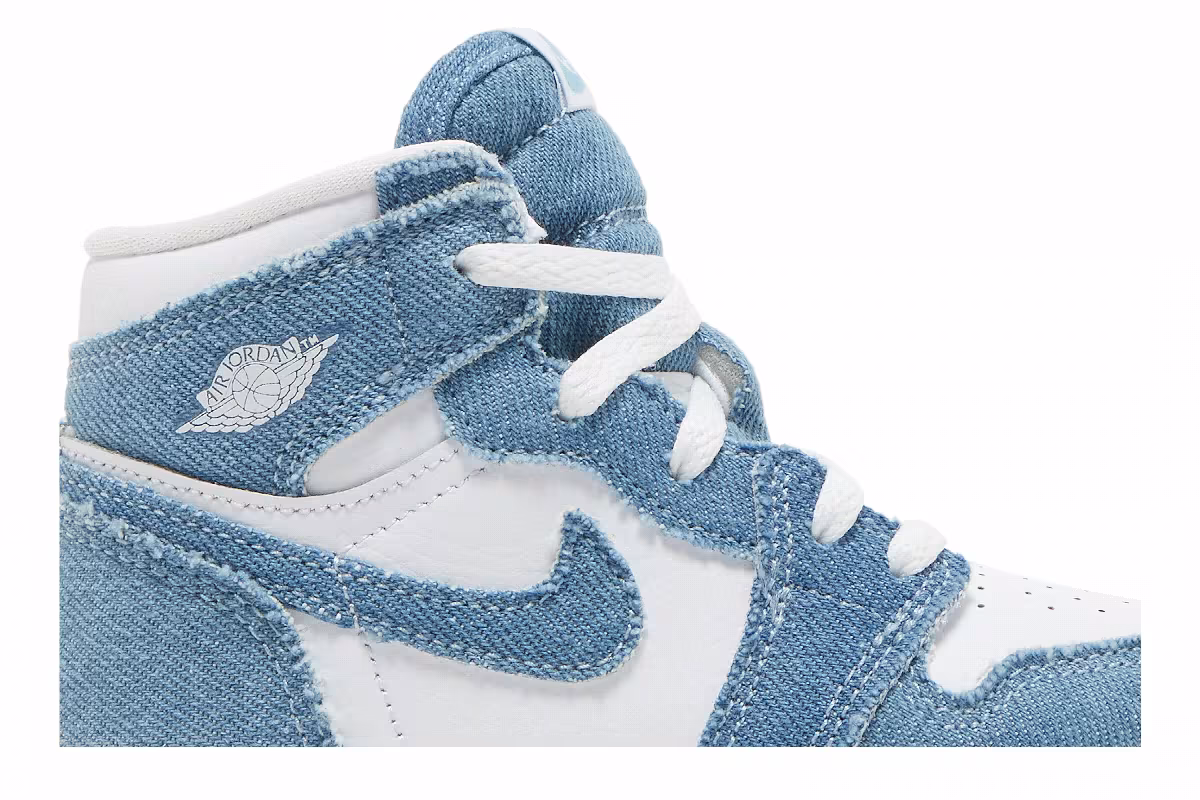 Air Jordan 1 High OG TD Denim, view 3