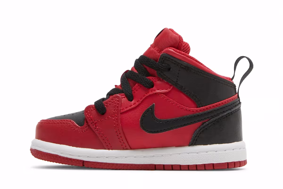 Air Jordan 1 Mid TD Reverse Bred, view 4