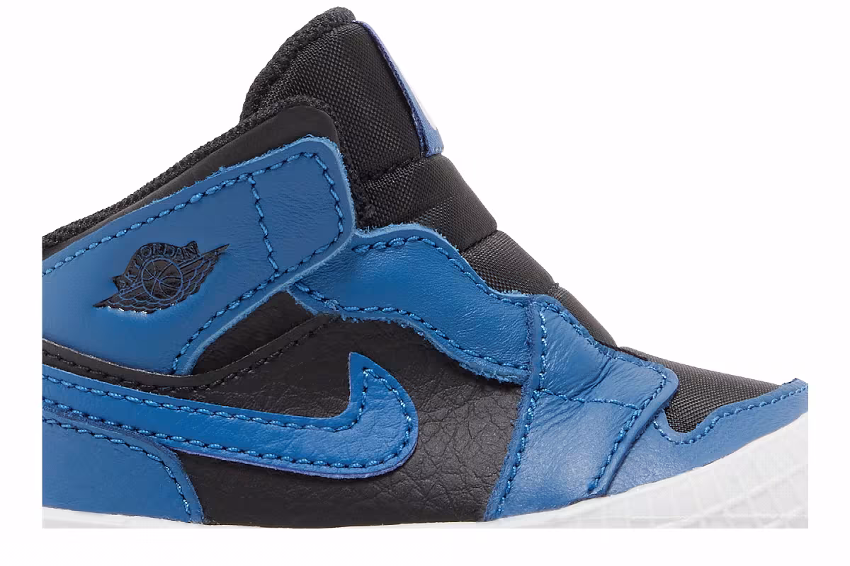 Air Jordan 1 Crib Bootie Dark Marina Blue, view 3