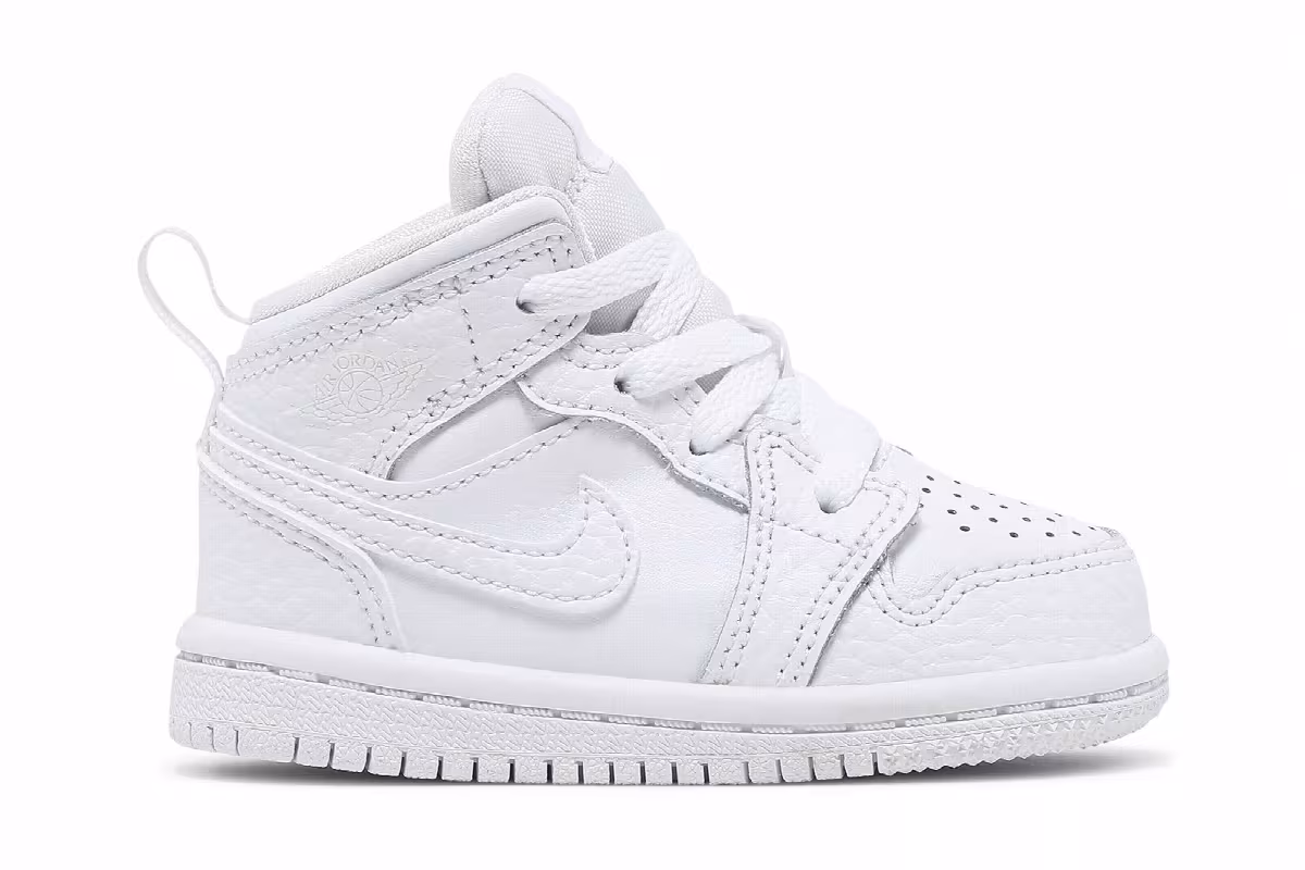 Air Jordan 1 Mid TD Triple White 2022, view 2