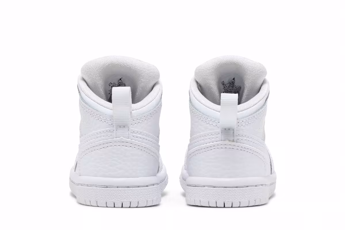 Air Jordan 1 Mid TD Triple White 2022, view 7