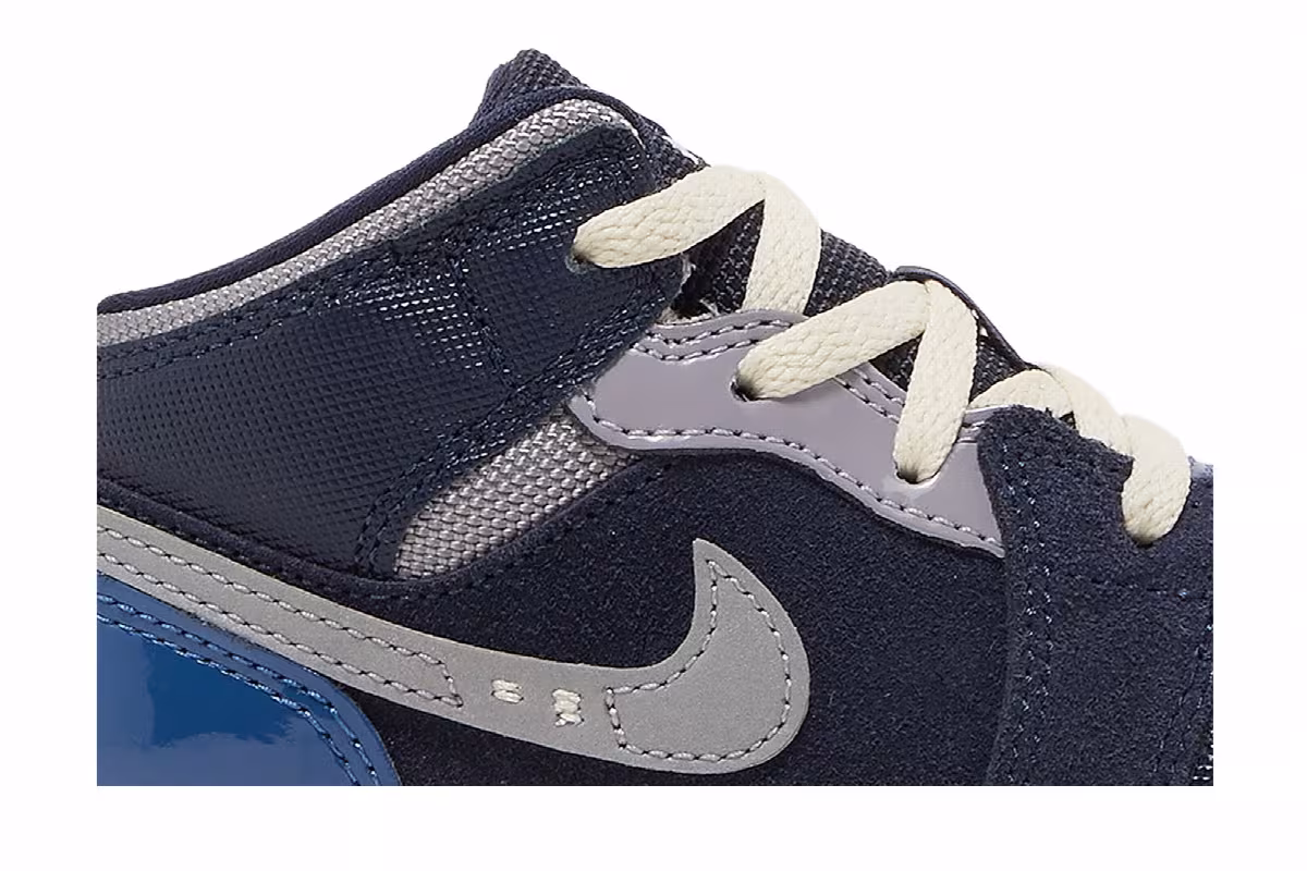 Air Jordan 1 Mid SE Craft TD Inside Out - Obsidian, view 3