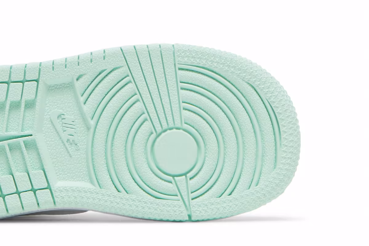 Air Jordan 1 Mid TD Blue Mint, view 6