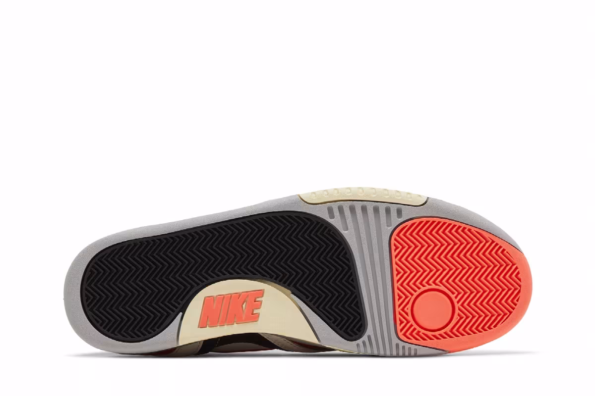 Nike Air Tech Challenge 2 Hot Lava 2024, view 5