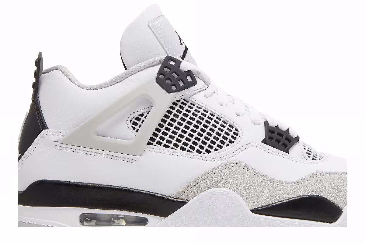 Air Jordan 4 Military Black, view 3