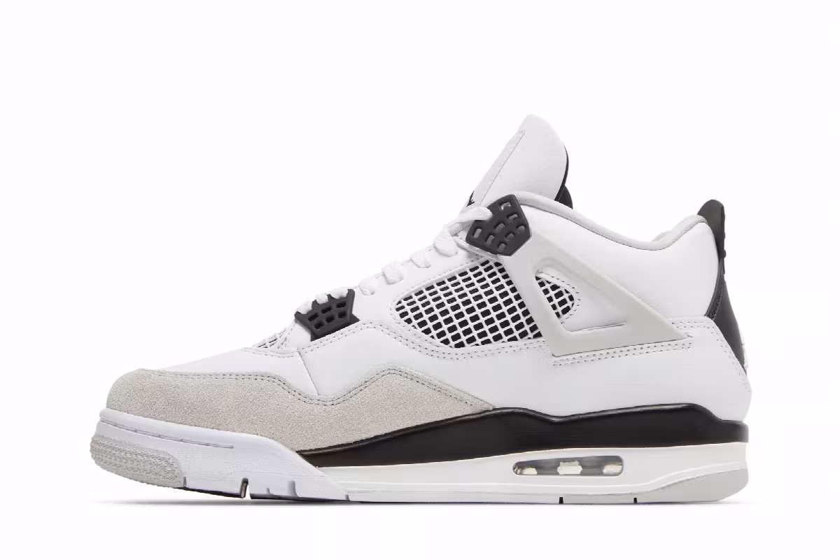 Air Jordan 4 Military Black, view 4