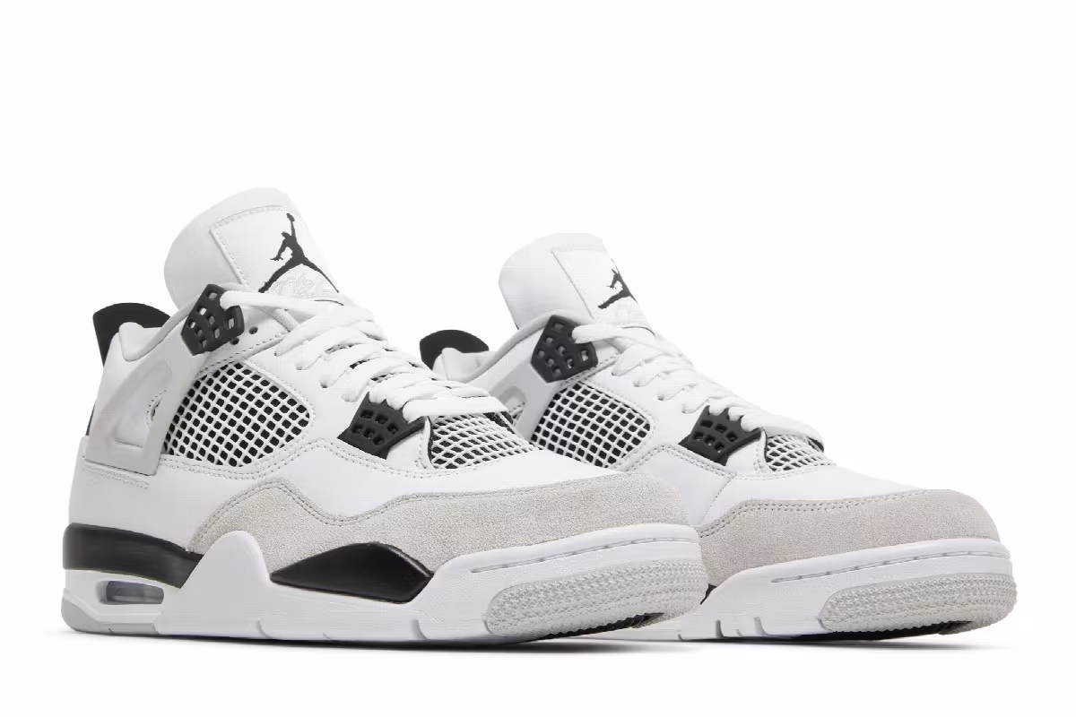 Air Jordan 4 Military Black, view 9