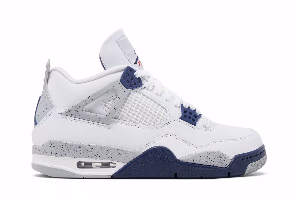 Air Jordan 4 Midnight Navy, view 2