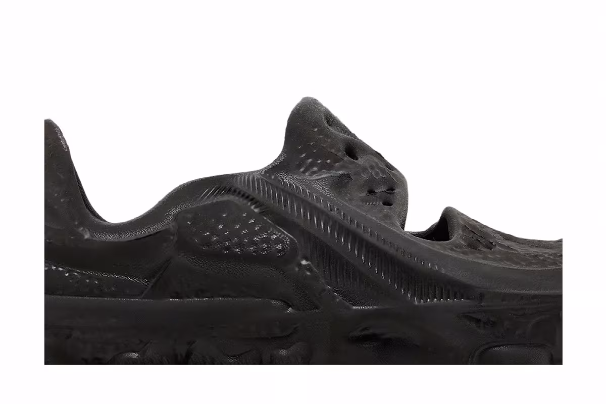 Nike ISPA Universal Black, view 3
