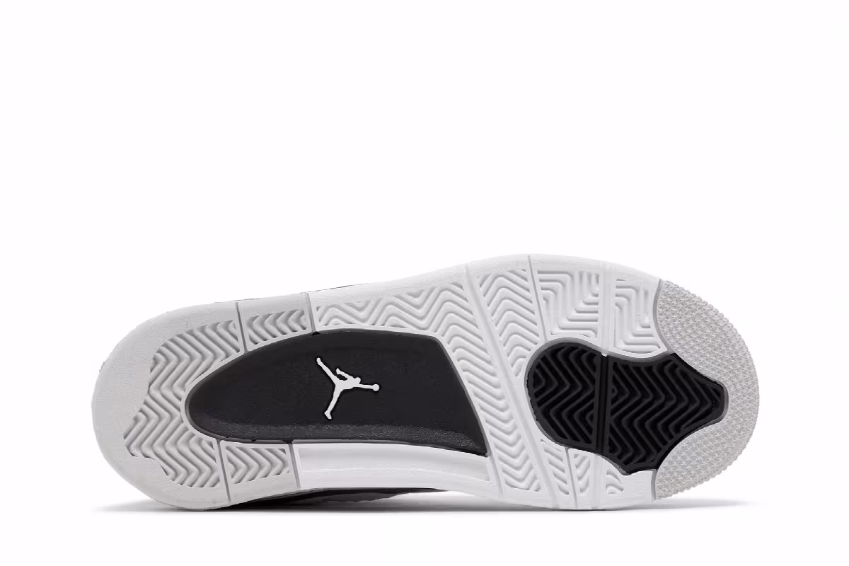 Air Jordan 4 PS Military Black, view 5