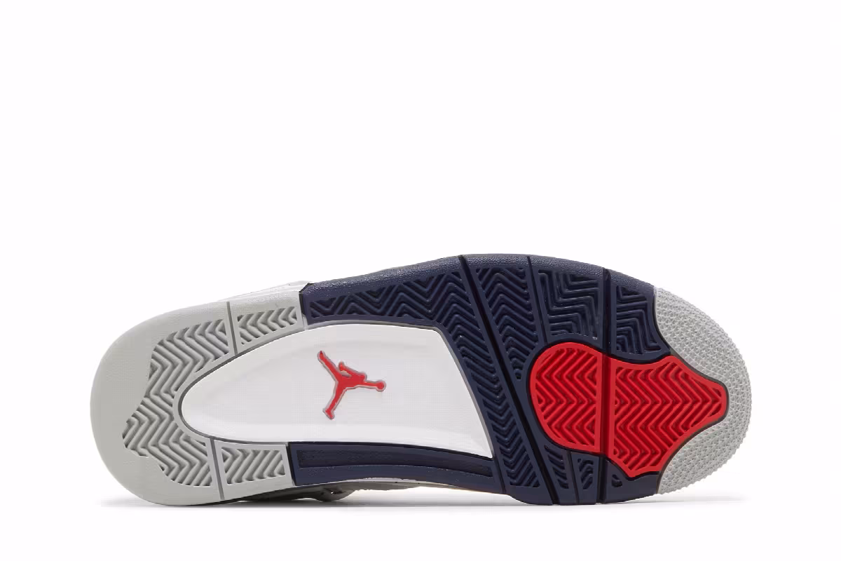Air Jordan 4 GS Midnight Navy, view 5