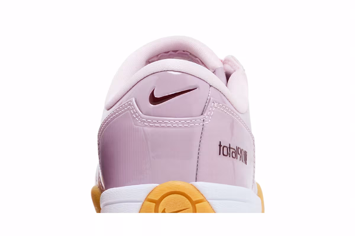 Nike Women's Total 90 3 SP Pink Foam Team Red, view 8