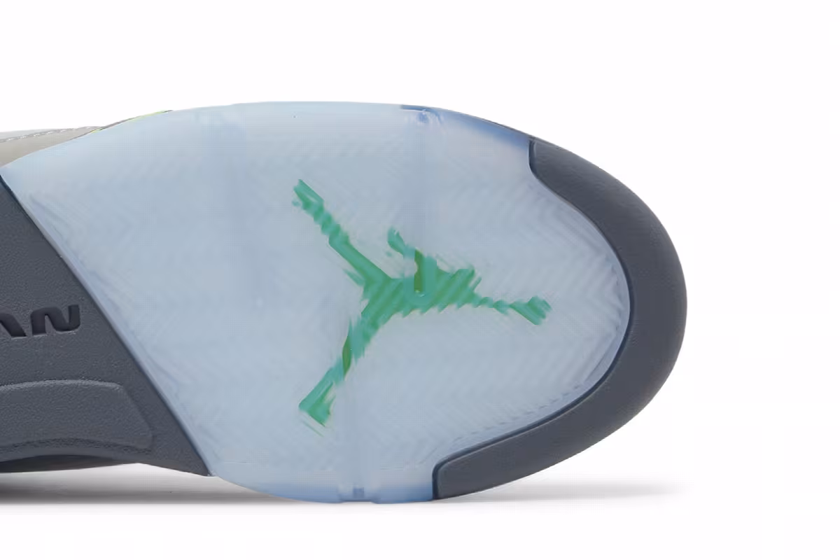 Air Jordan 5 GS Green Bean 2022, view 6