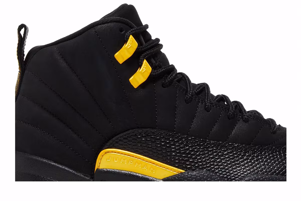 Air Jordan 12 Black Taxi, view 3