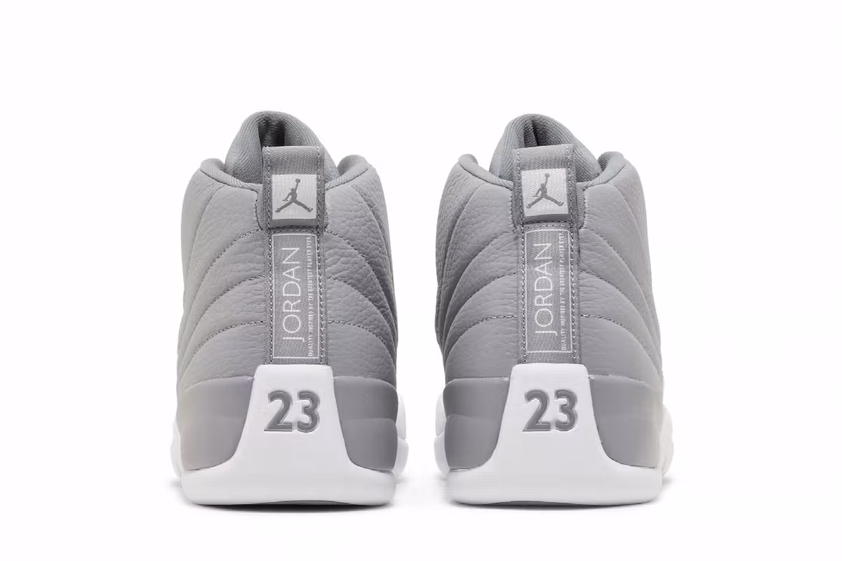 Air Jordan 12 Stealth, view 7