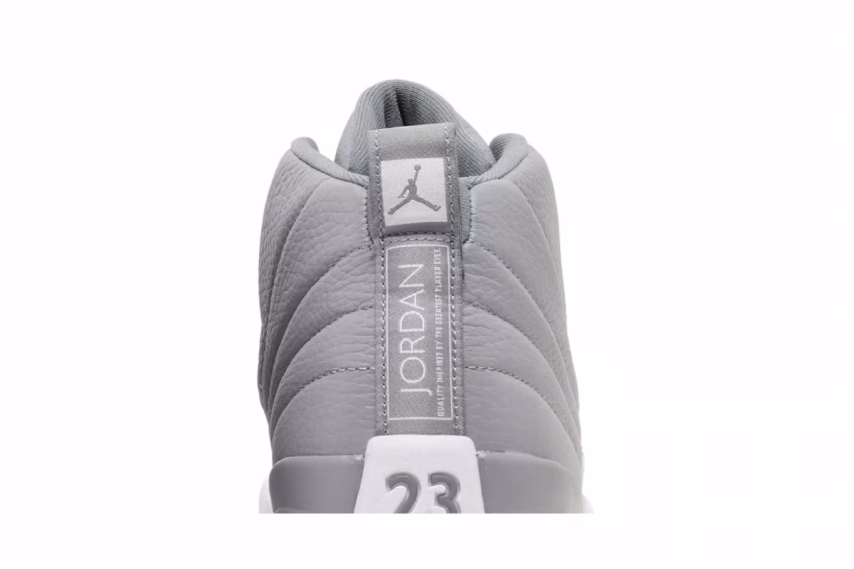 Air Jordan 12 Stealth, view 8