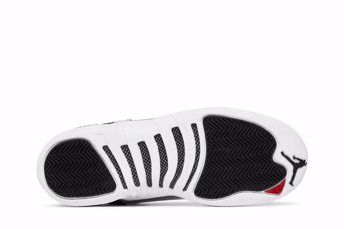 Air Jordan 12 GS Playoff 2022, view 5