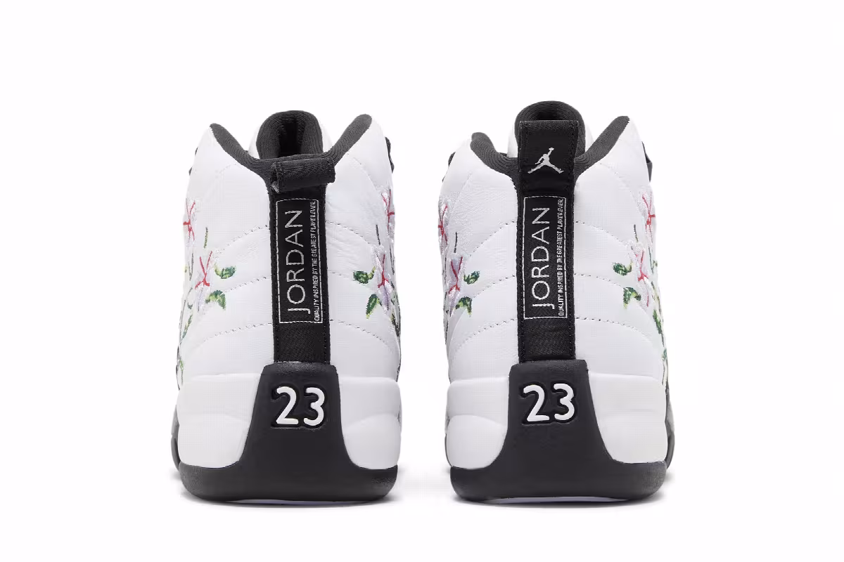Air Jordan 12 GS Floral, view 7