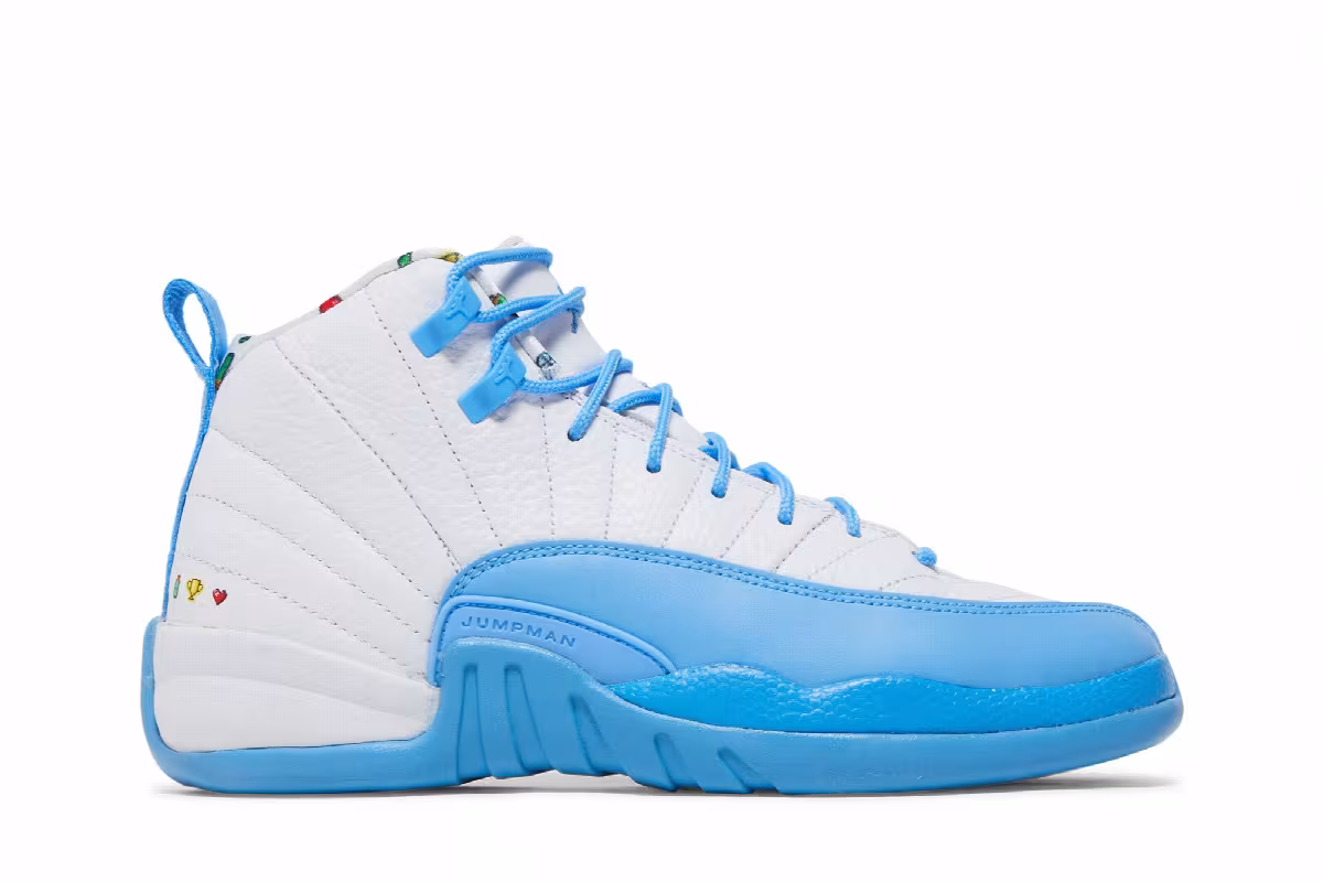 Air Jordan 12 GS Emoji, view 2