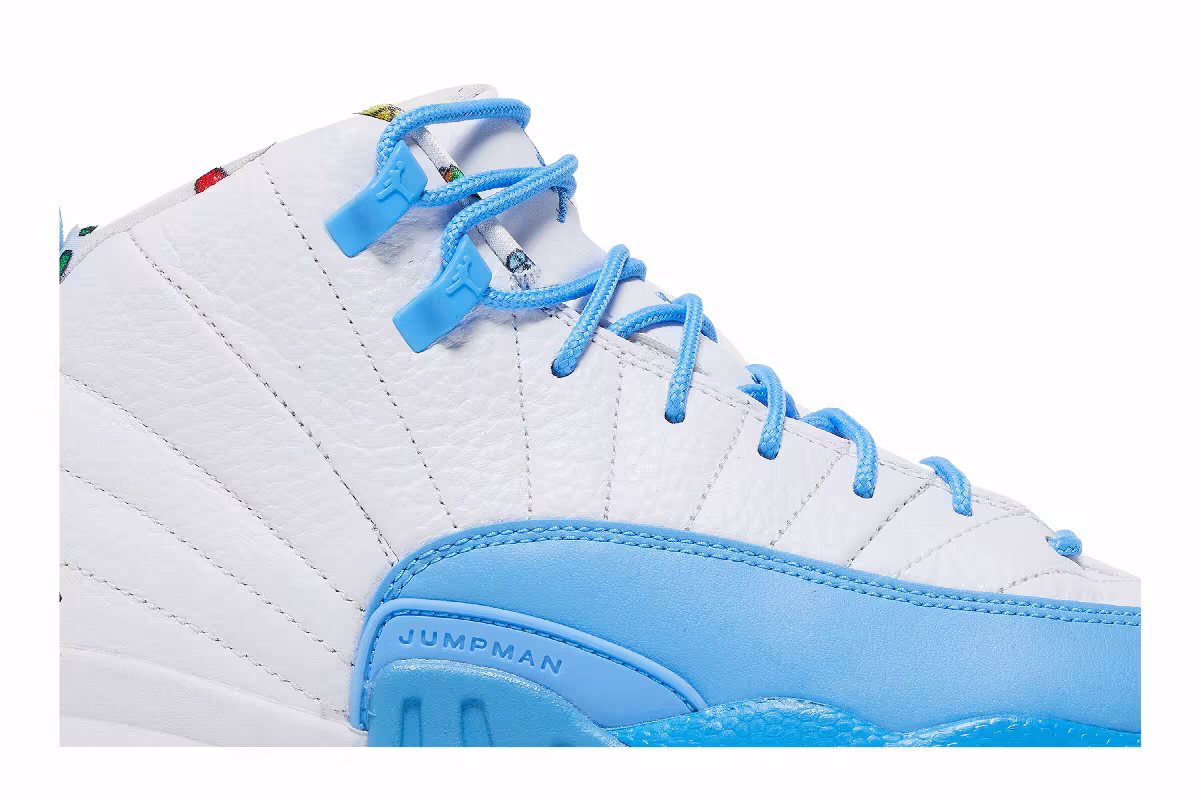 Air Jordan 12 GS Emoji, view 3