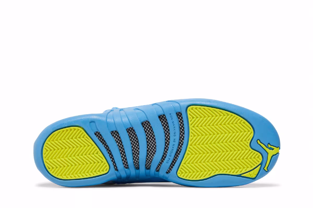 Air Jordan 12 GS Emoji, view 5