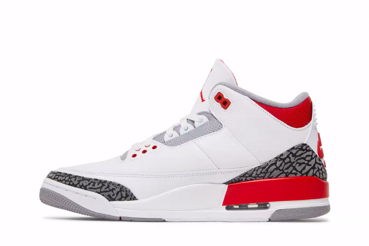 Air Jordan 3 Fire Red 2022, view 4