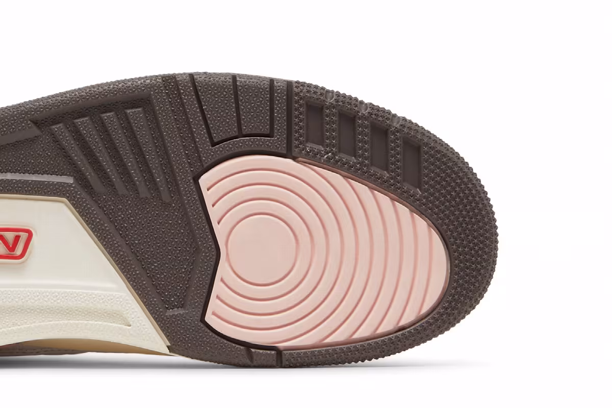 Women's Air Jordan 3 Neapolitan, view 6
