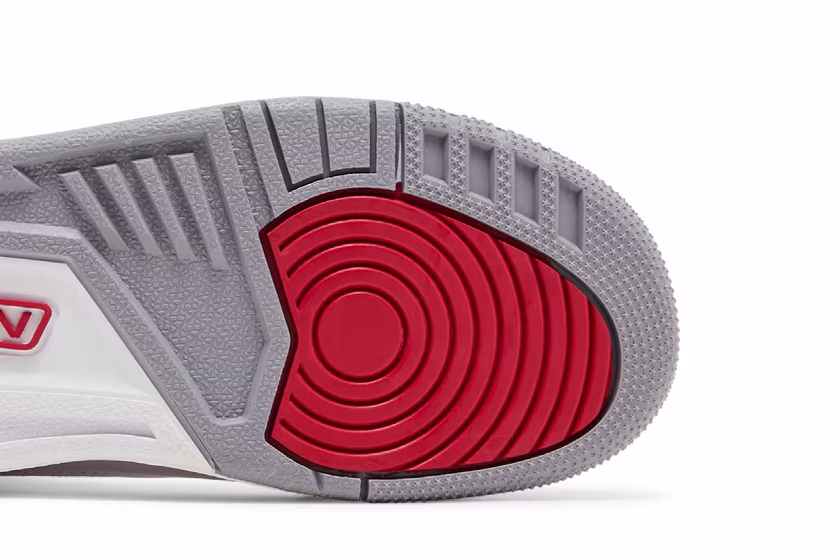 Air Jordan 3 GS Cardinal Red, view 6