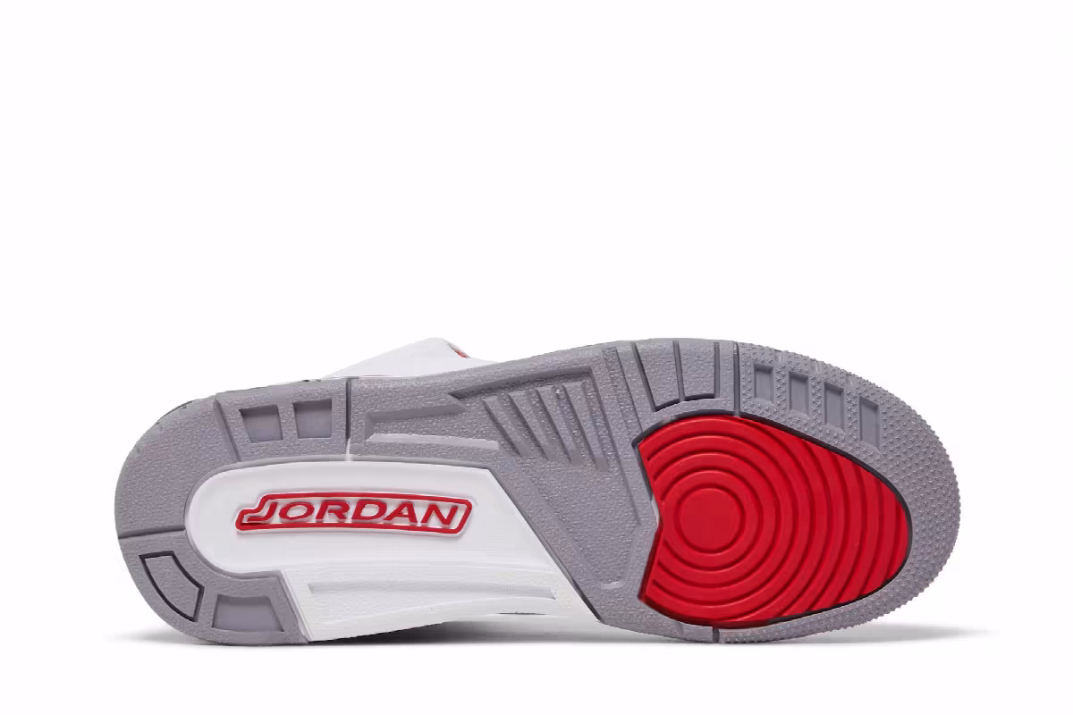 Air Jordan 3 GS Fire Red 2022, view 5