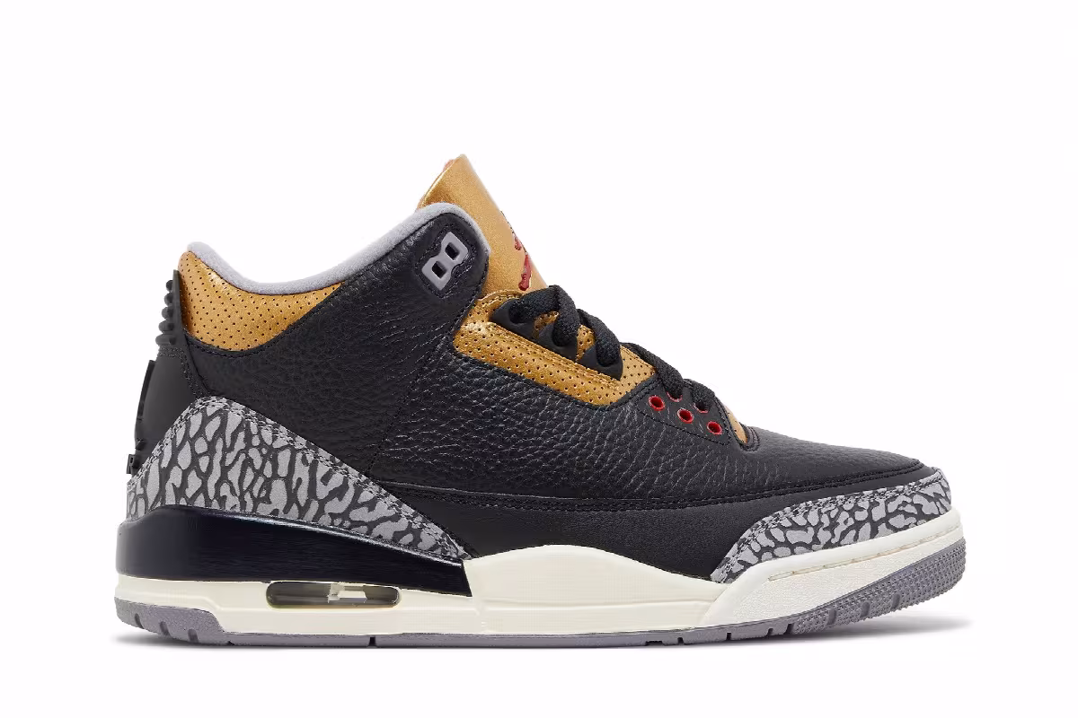 Women's Air Jordan 3 Black Gold, view 2
