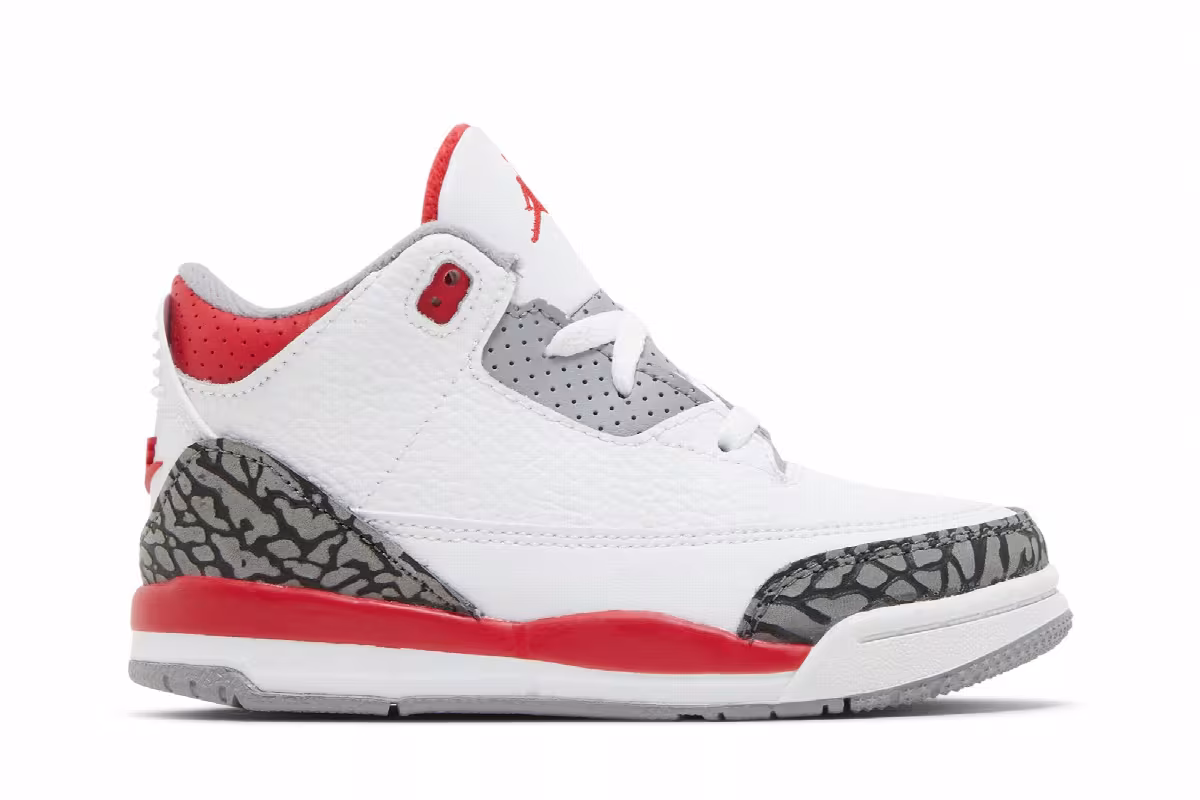 Air Jordan 3 TD Fire Red 2022, view 2