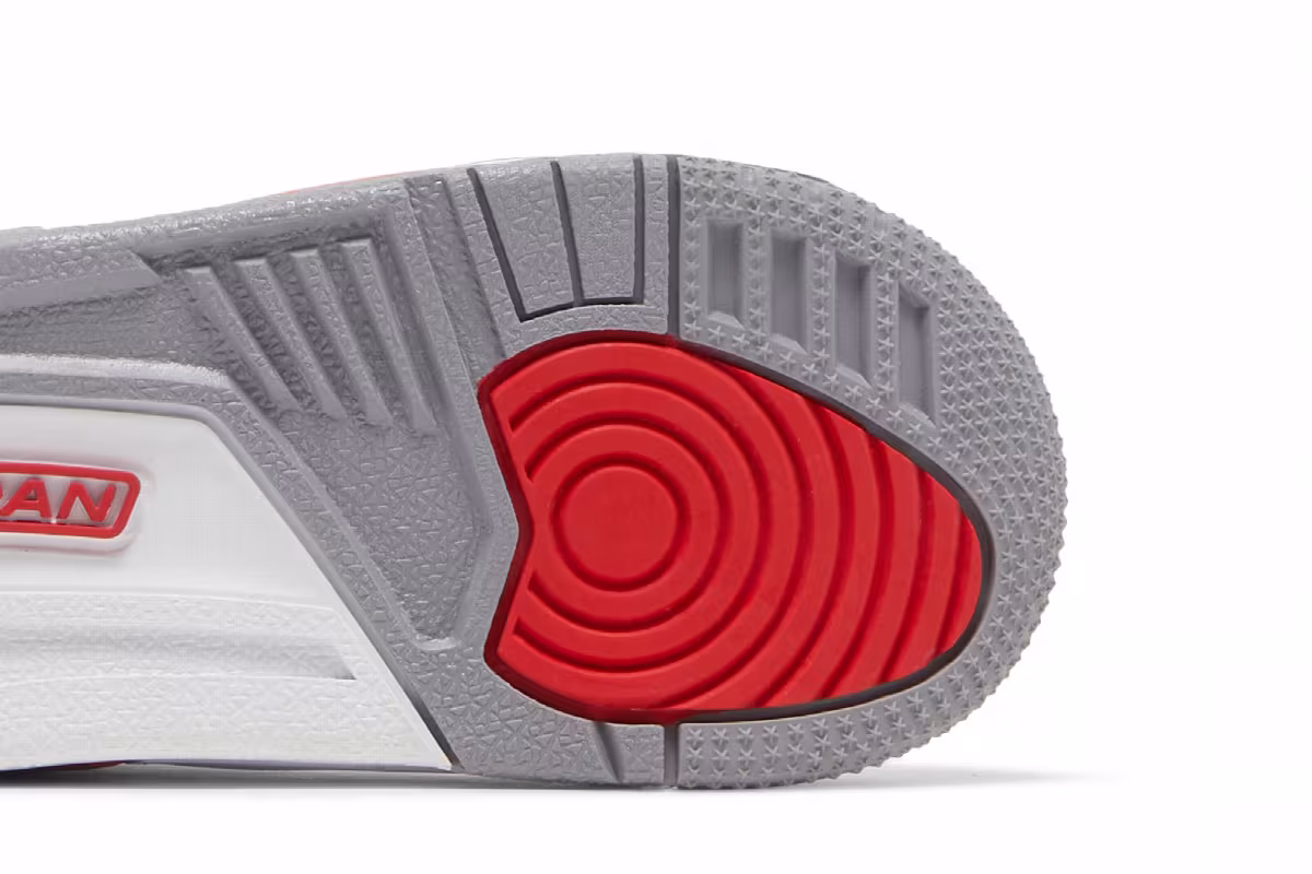 Air Jordan 3 TD Fire Red 2022, view 6