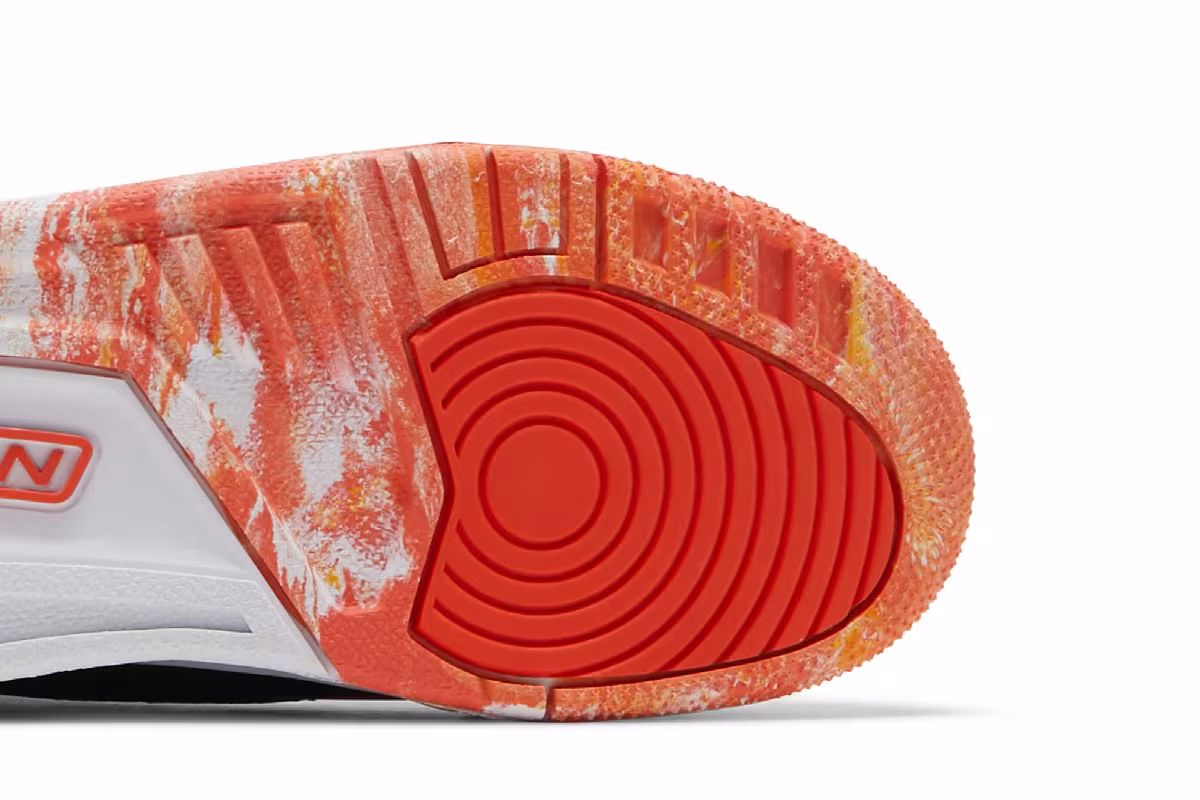 Air Jordan 3 GS Kumquat, view 6
