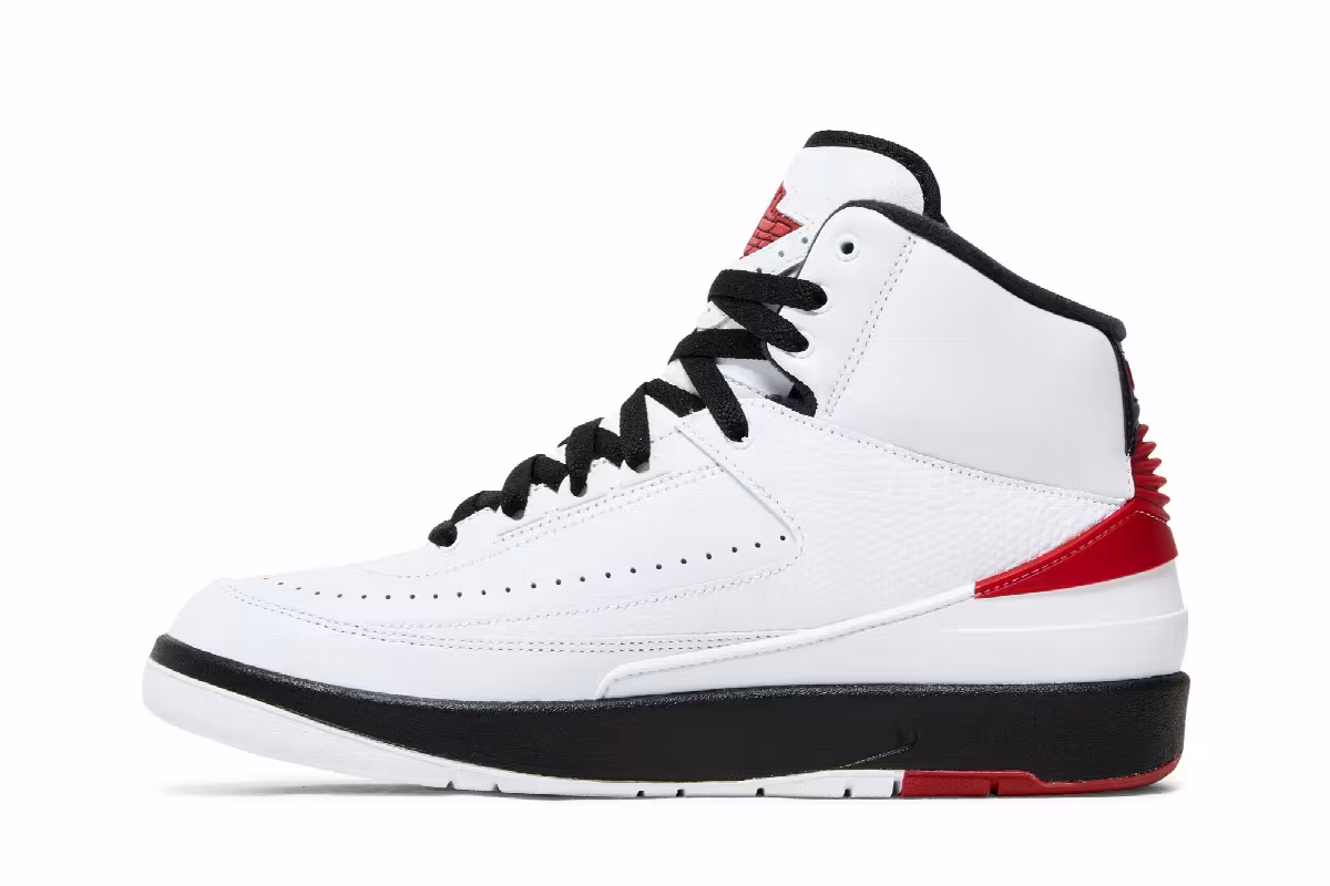 Air Jordan 2 Chicago 2022, view 4
