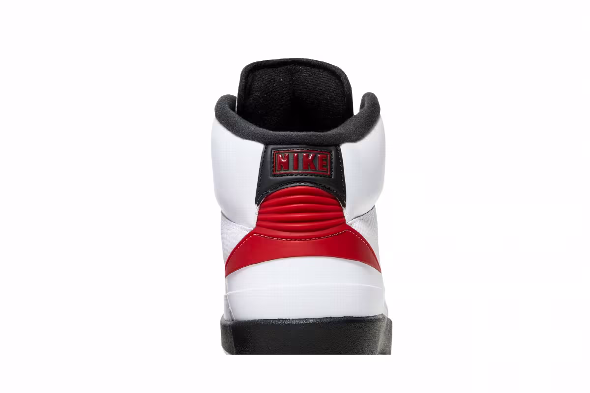 Air Jordan 2 Chicago 2022, view 8