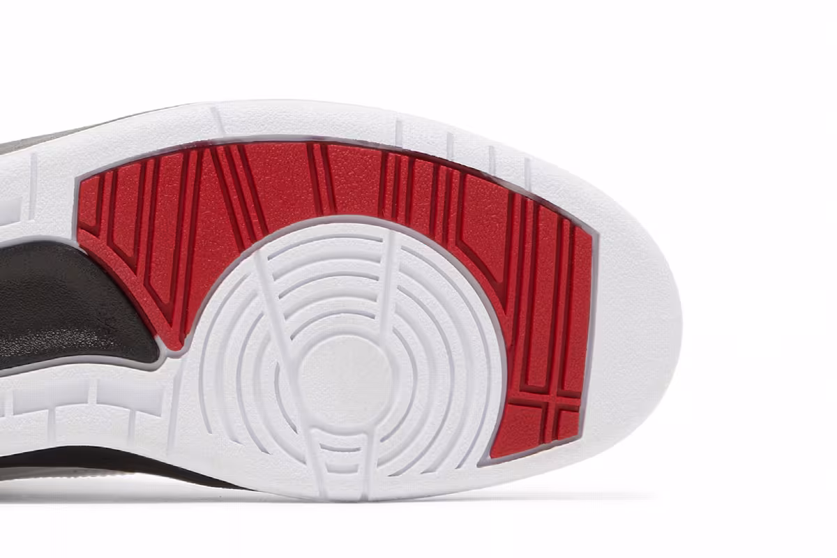 Air Jordan 2 GS Chicago 2022, view 6