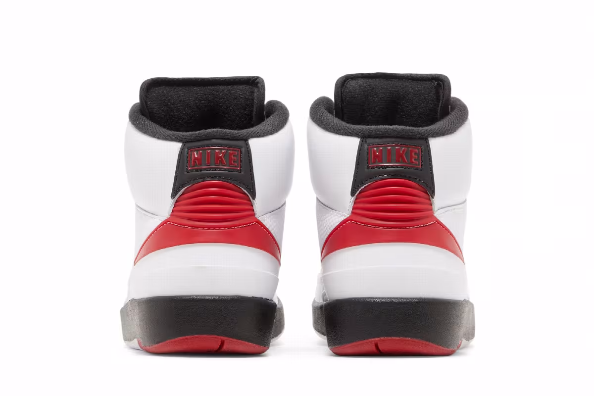 Air Jordan 2 GS Chicago 2022, view 7
