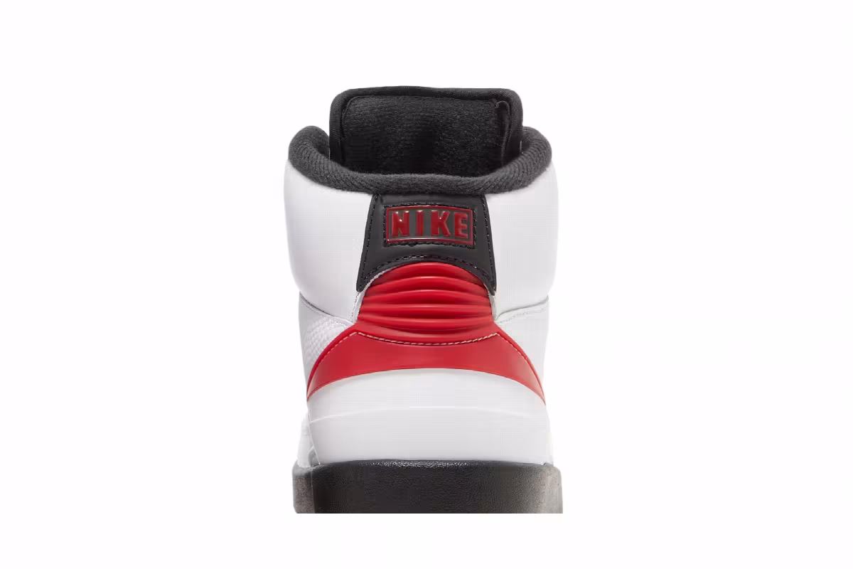 Air Jordan 2 GS Chicago 2022, view 8