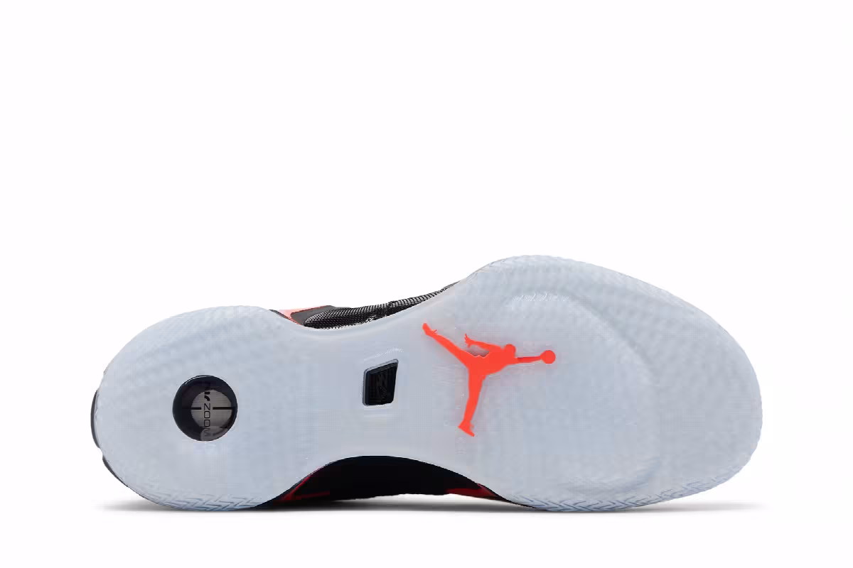 Air Jordan 36 Black Infrared, view 5