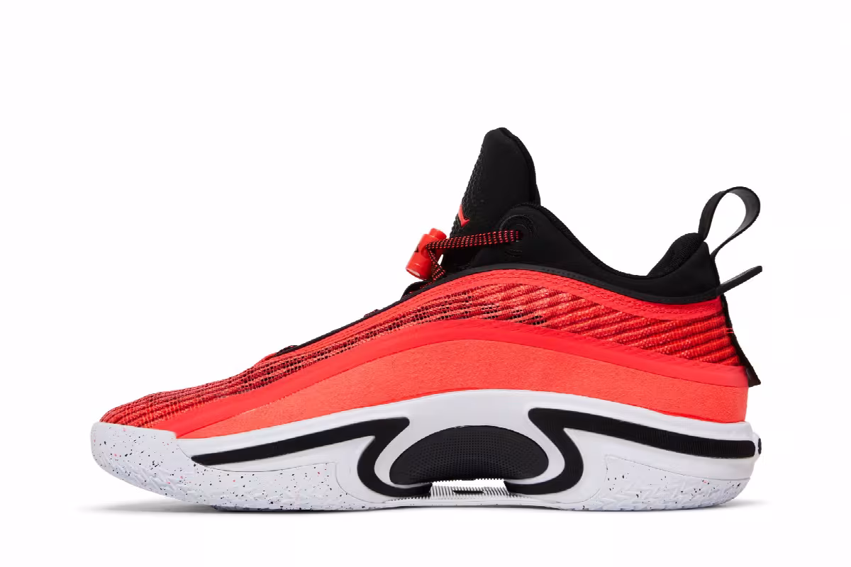 Air Jordan 36 Low PF Infrared, view 4