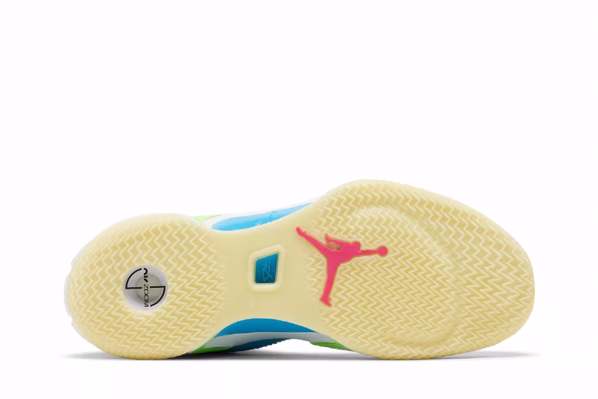 Luka Doncic x Air Jordan 36 Low Laser Blue, view 5