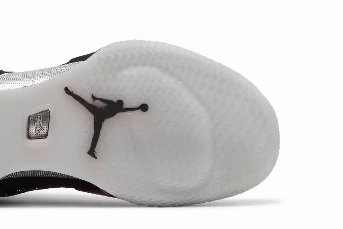 Jayson Tatum x Air Jordan 36 Mustang, view 6