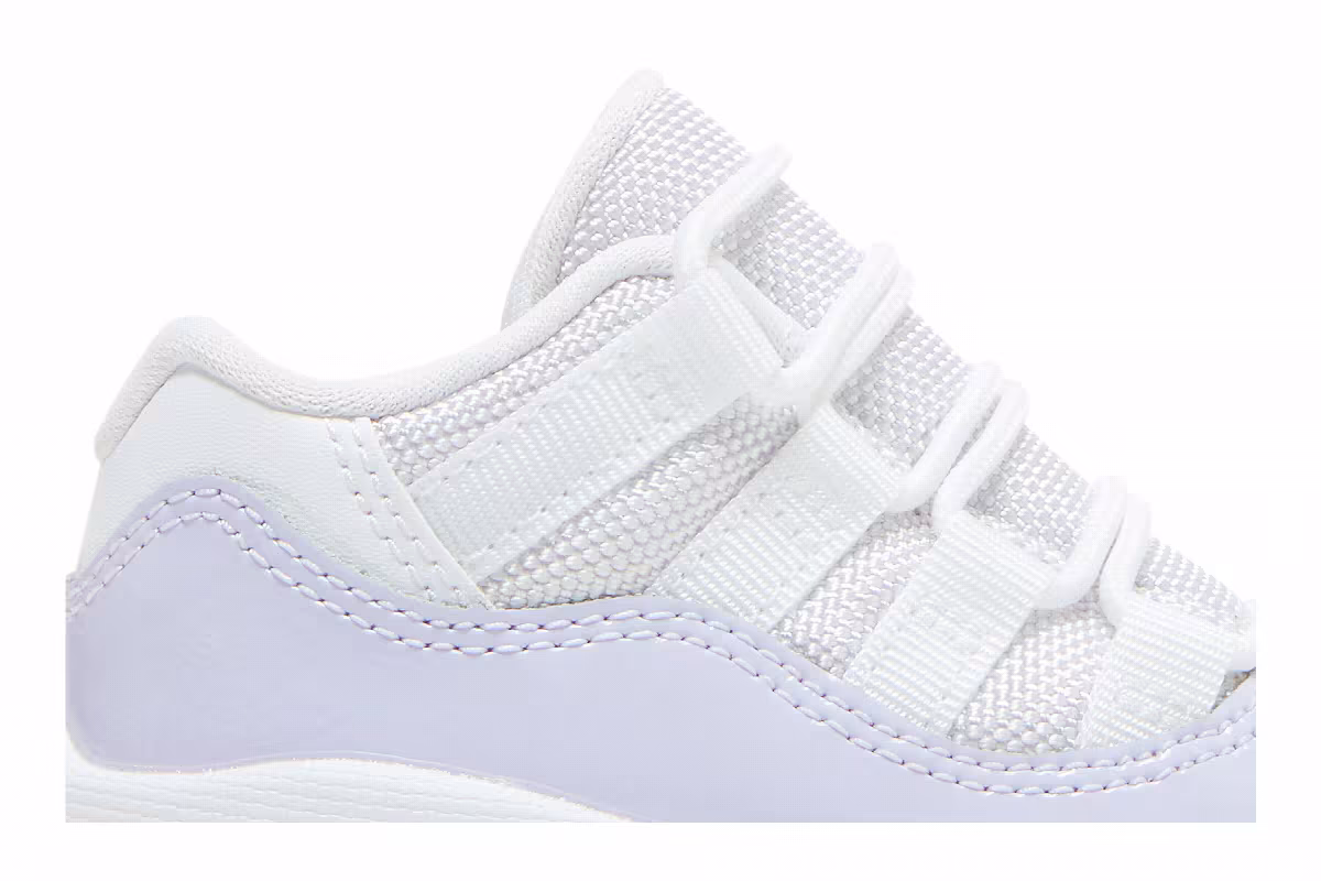 Air Jordan 11 Low GT White Pure Violet, view 3